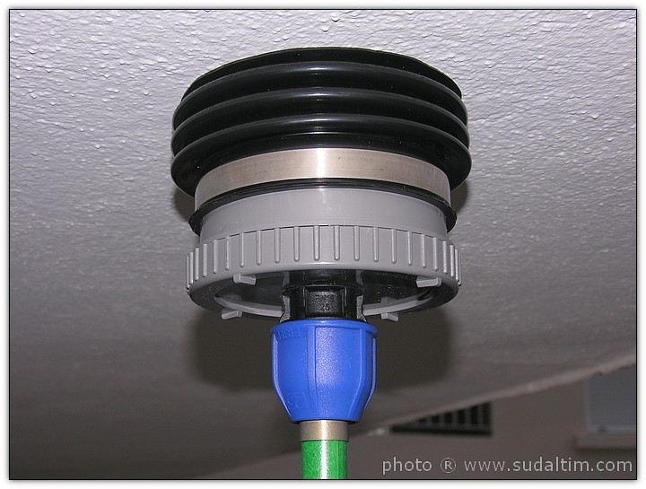 Iso-Scopic Perche tlescopique pour l'isolation des dtecteurs automatiques d'incendie lors de travaux susceptibles de provoquer de la poussire ou de la fume